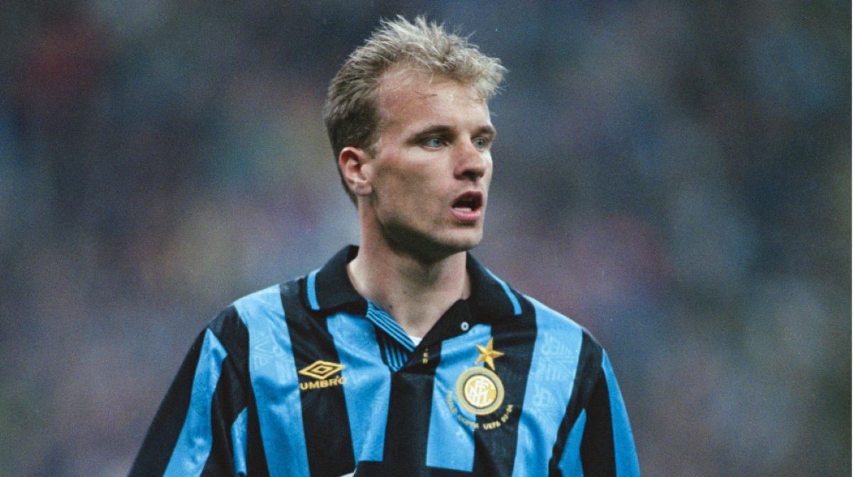 dennis-bergkamp-1418898776-4189.jpg